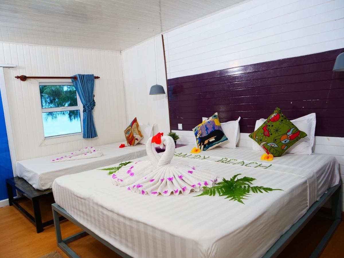 Sandy Beach Bungalows Koh Rong Sanloem Bagian luar foto