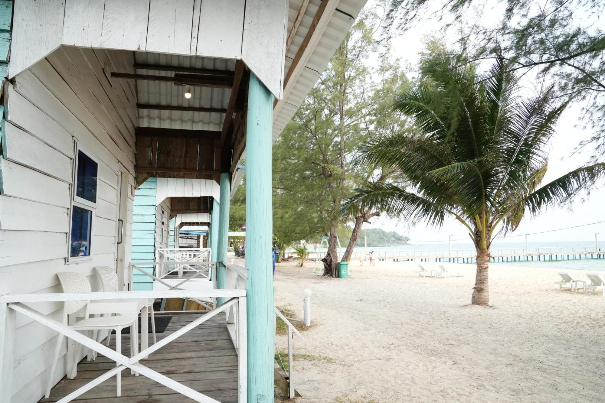 Sandy Beach Bungalows Koh Rong Sanloem Bagian luar foto