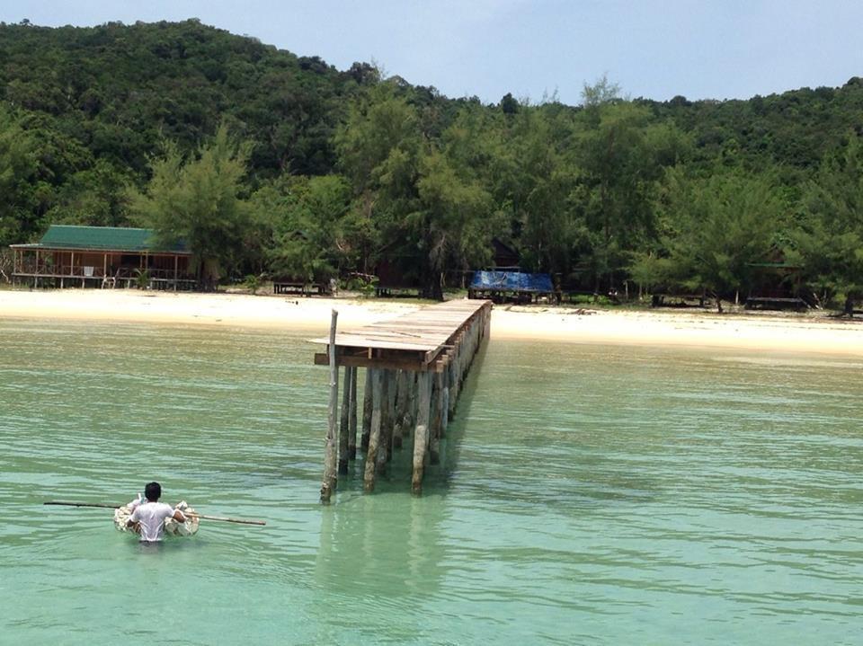 Sandy Beach Bungalows Koh Rong Sanloem Bagian luar foto